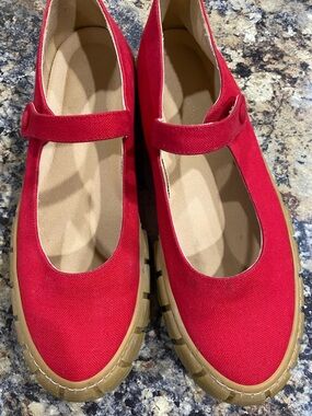 Anthropologie Kiki Shoes Womens Red Mary Jane Canvas Platform Size 10 EU 41